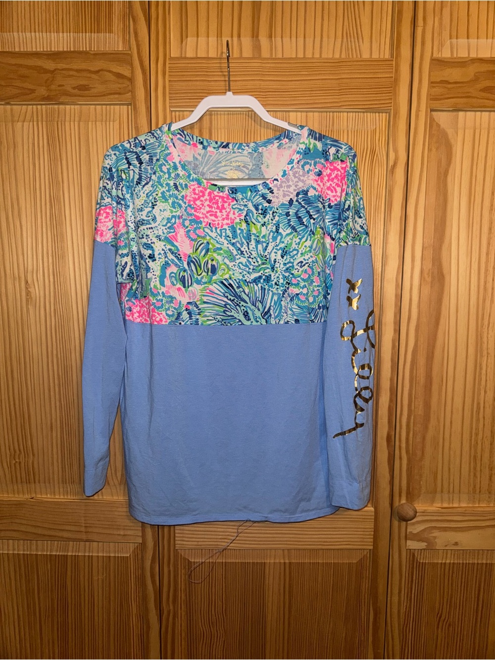 Lilly Pulitzer Finn top in the Sink or Swim print. Sz Medium, long sleeve